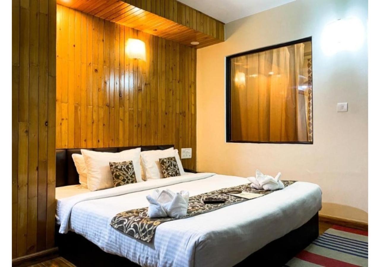 Cherrywood Suites & Spa By Easygorooms Дарджилинг Екстериор снимка
